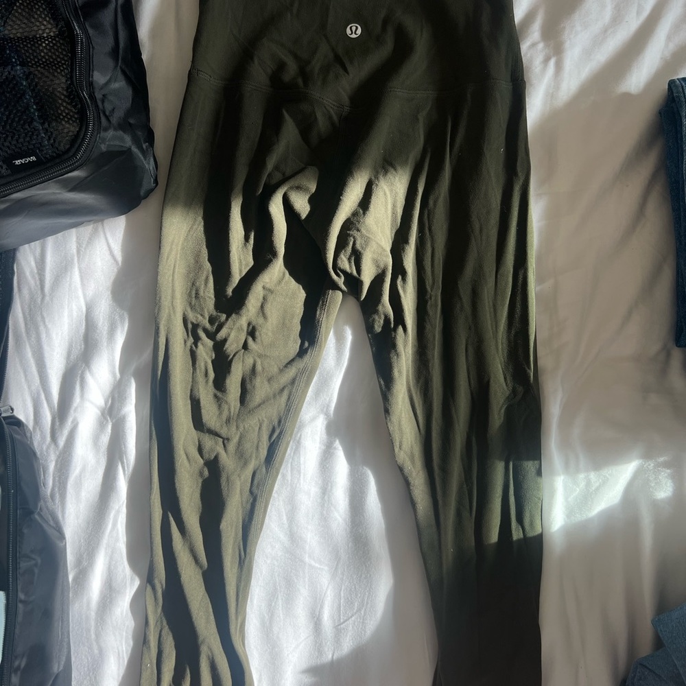 Lululemon Athletica Green Leggings with Elasticated Ankle Cuffs